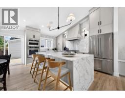4pc Bathroom - 60 Governor Drive Sw, Calgary, AB T3E4Y9 Photo 9