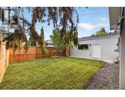 60 Governor Drive Sw, Calgary, AB T3E4Y9 Photo 42