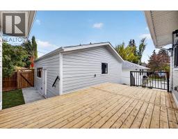 60 Governor Drive Sw, Calgary, AB T3E4Y9 Photo 39