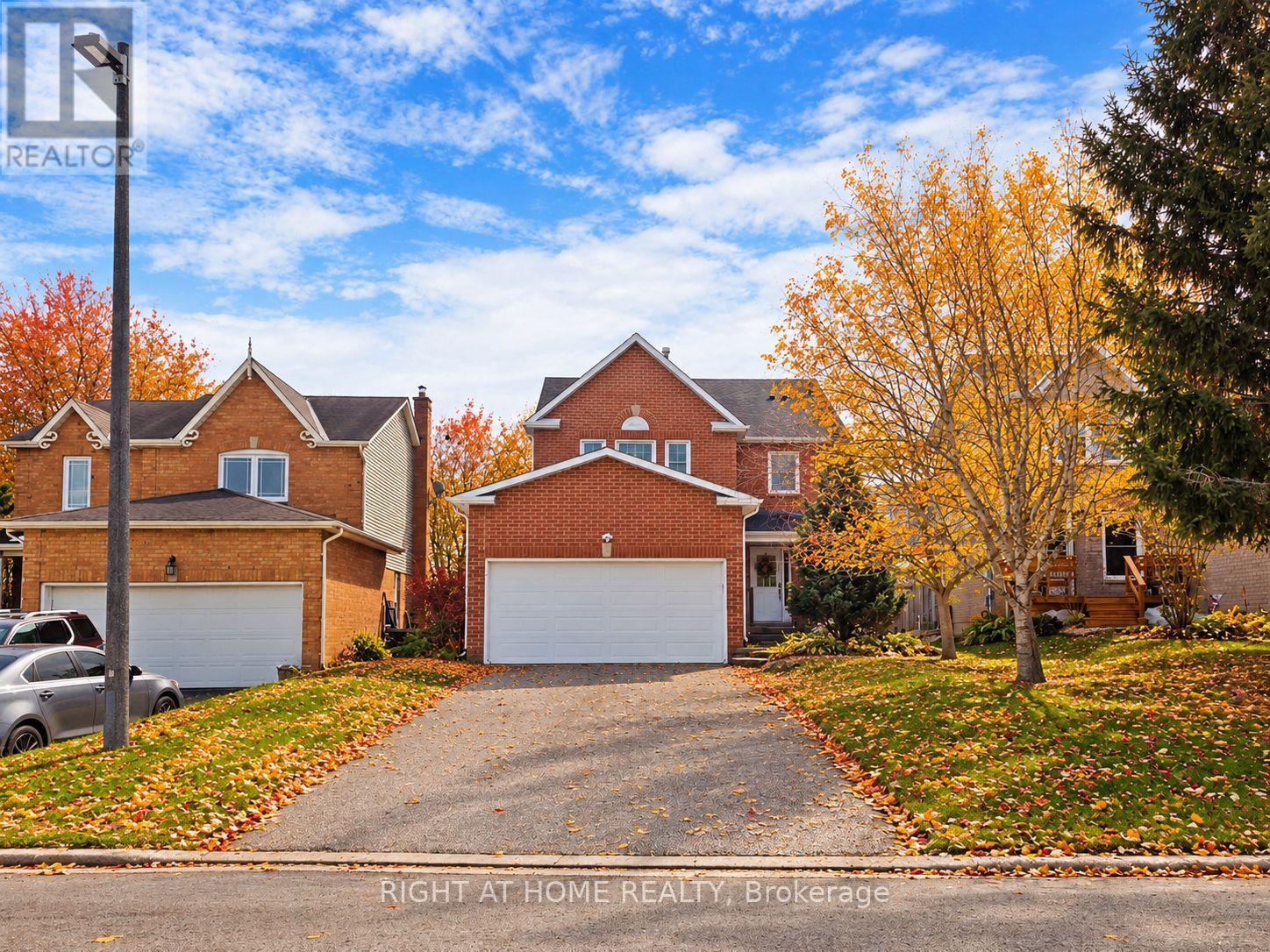 9 Sherie Drive — photo 3