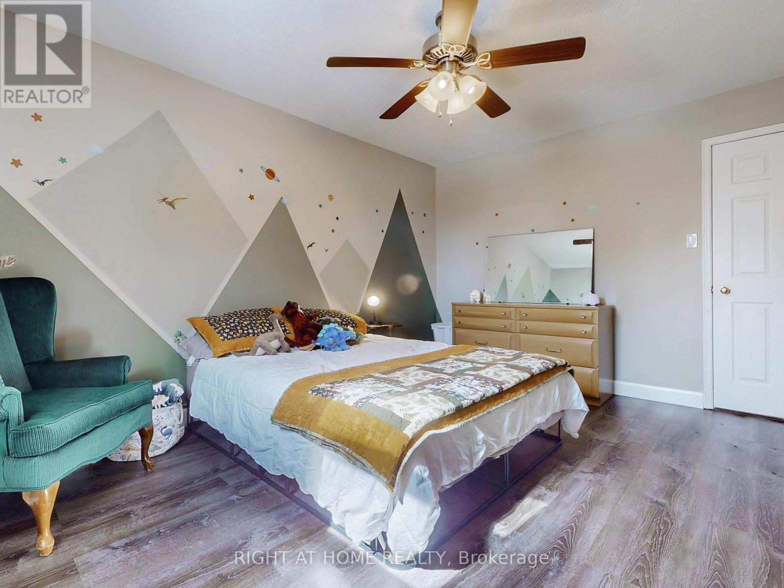 9 Sherie Drive — photo 31