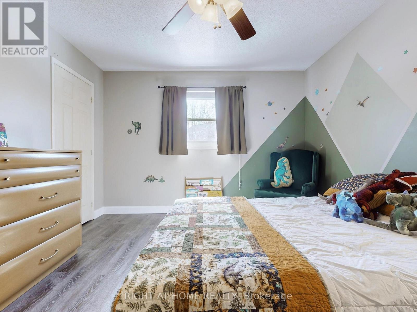 9 Sherie Drive — photo 30