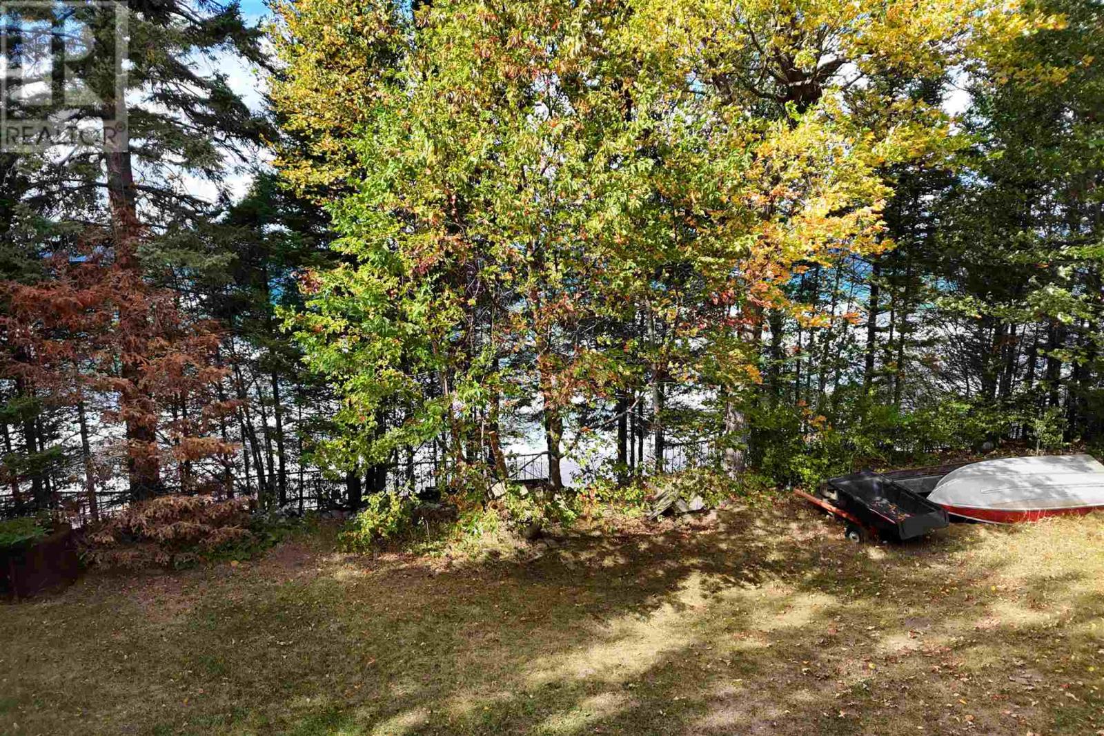 696 Lakeshore DR S, Dennis Township - 10