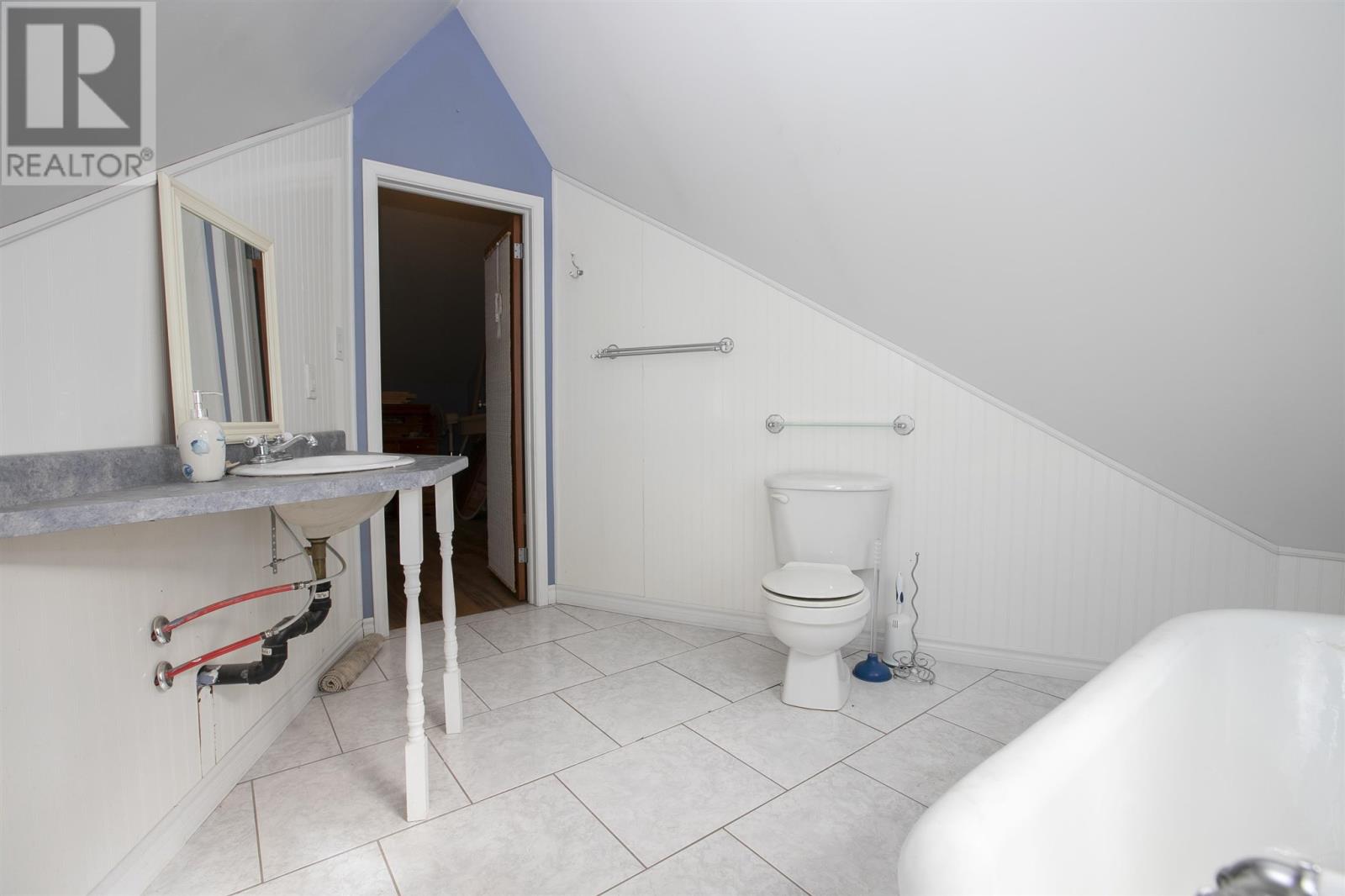 696 Lakeshore DR S, Dennis Township - 45