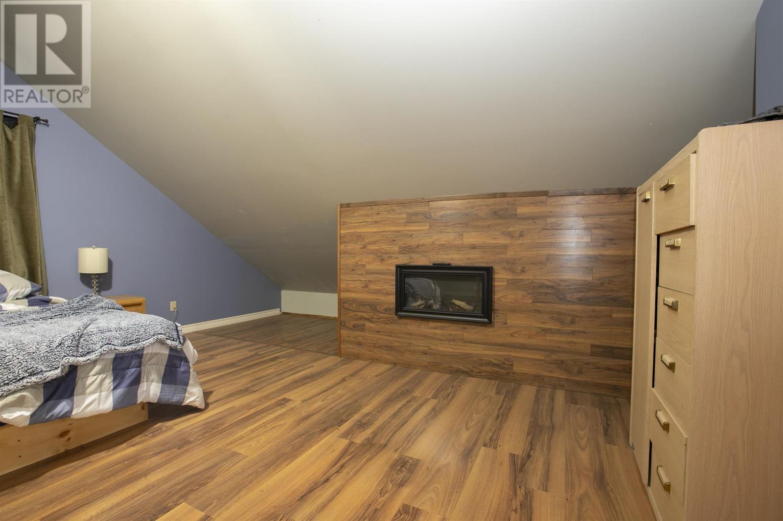 696 Lakeshore DR S, Dennis Township - 47