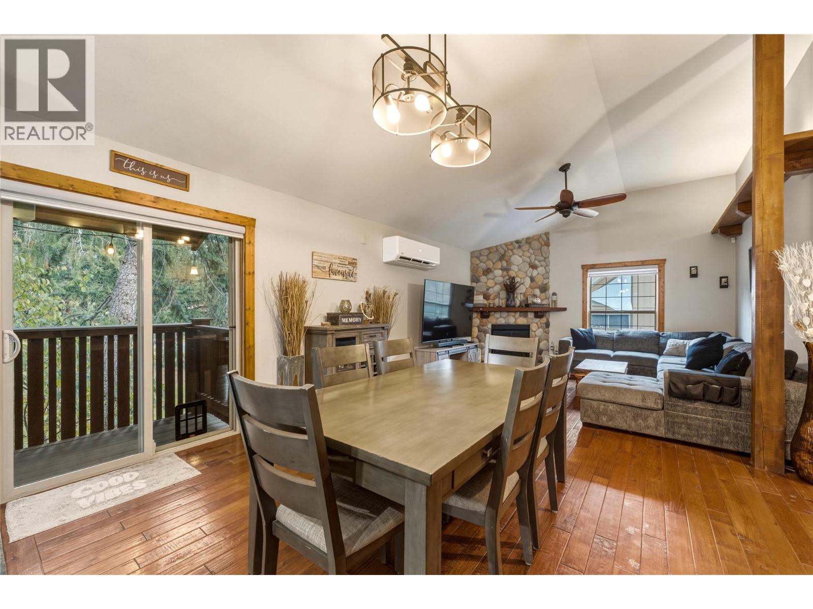 225 Falcon Avenue, Vernon