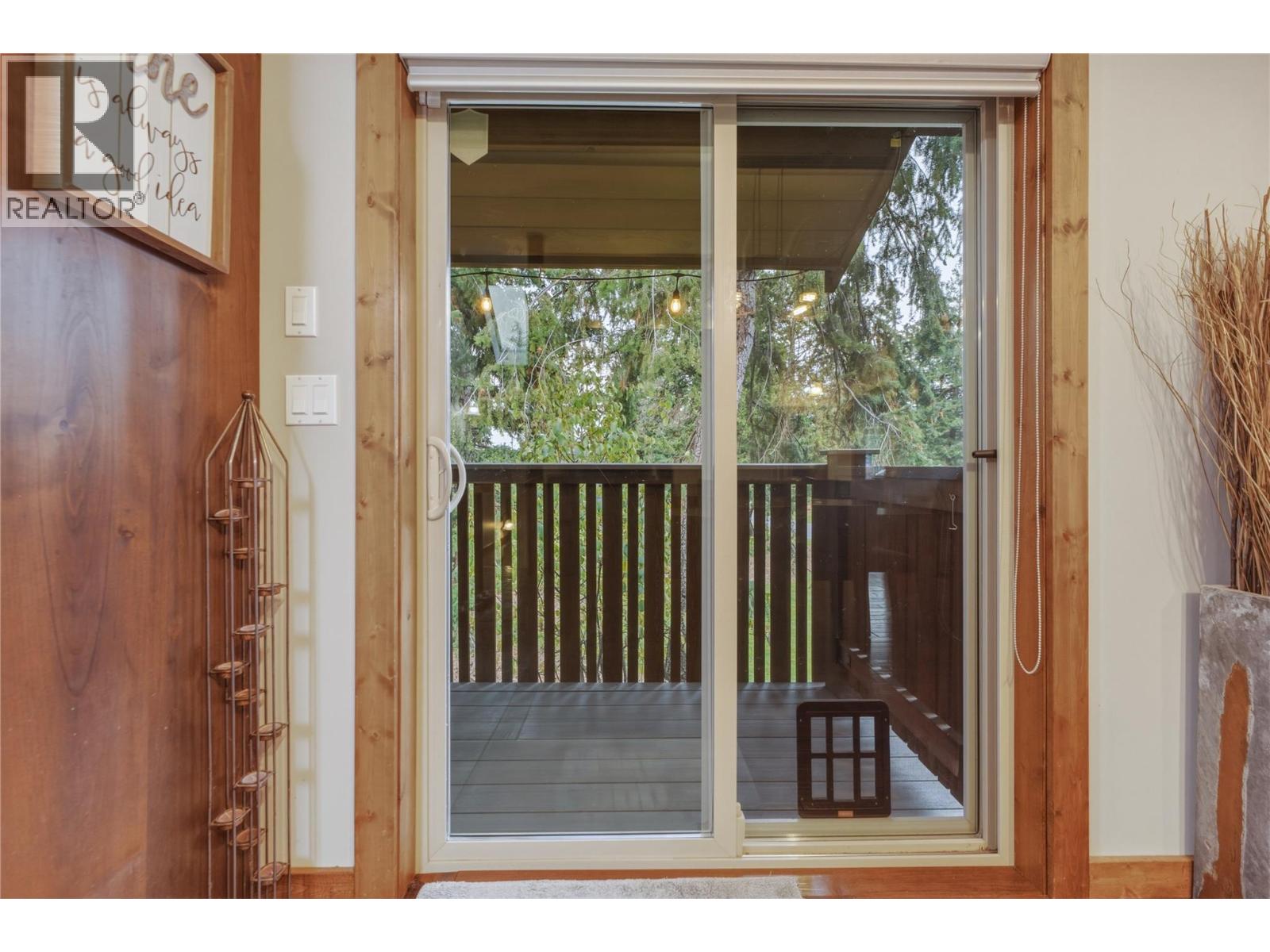 225 Falcon Avenue, Vernon