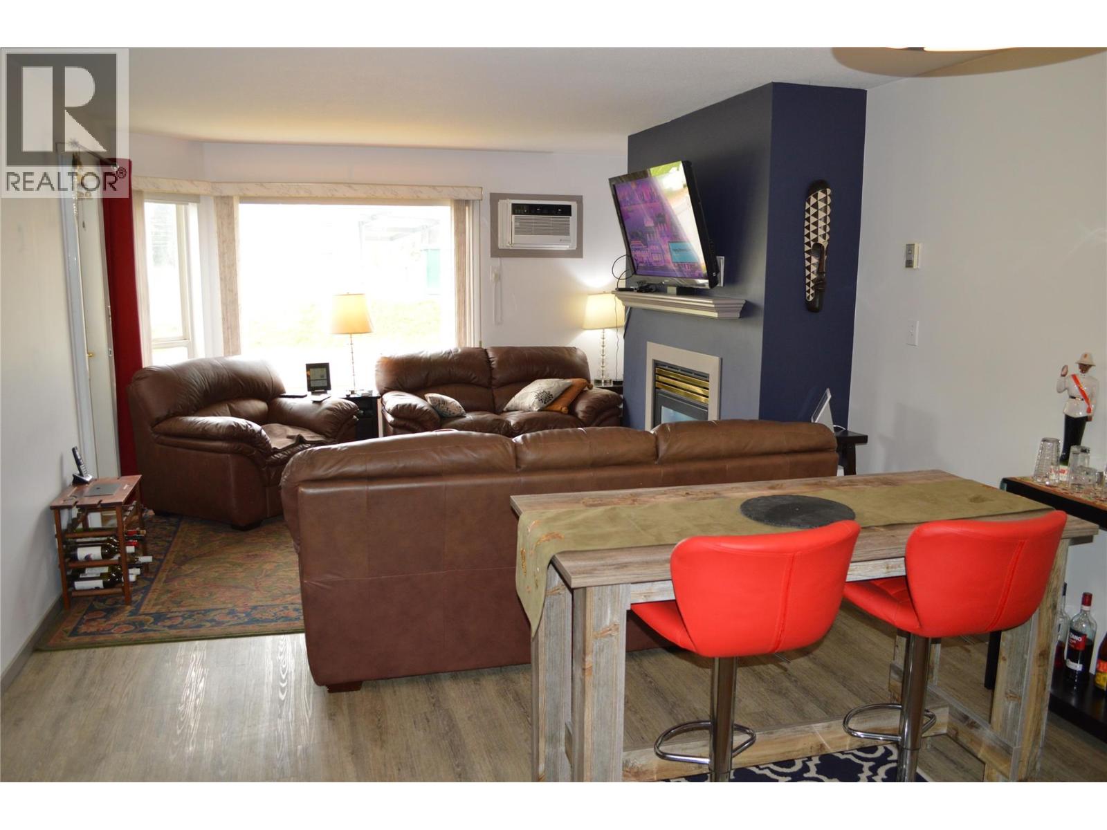 7140 4th Street Unit# 105, Grand Forks - Image 1