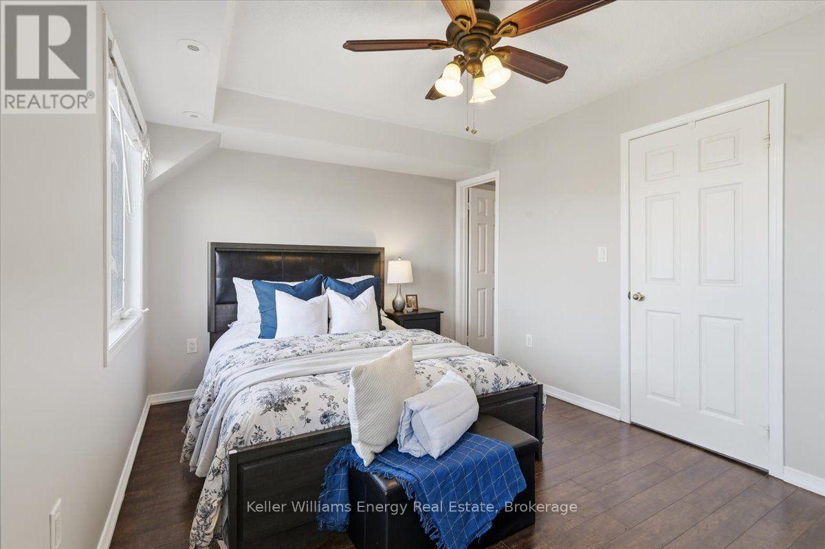 #82 2237 BUR OAK AVENUE - 27