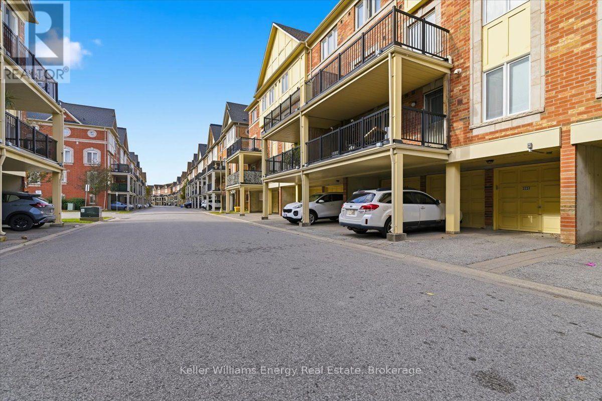 82- 2237 Bur Oak Avenue, Markham, ON photo 32