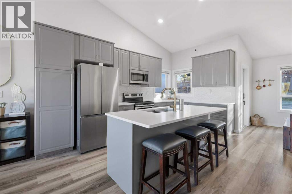 Listing photo – 57 Falcon Crescent, Sylvan Lake