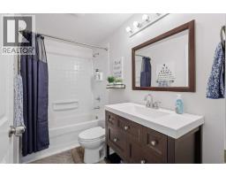 57 Falcon Crescent, Sylvan Lake, AB T4S2H3 Photo 24