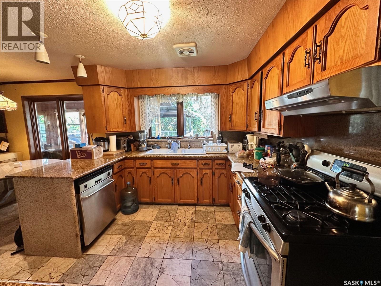 209 5th AVENUE E, Spiritwood — photo 3