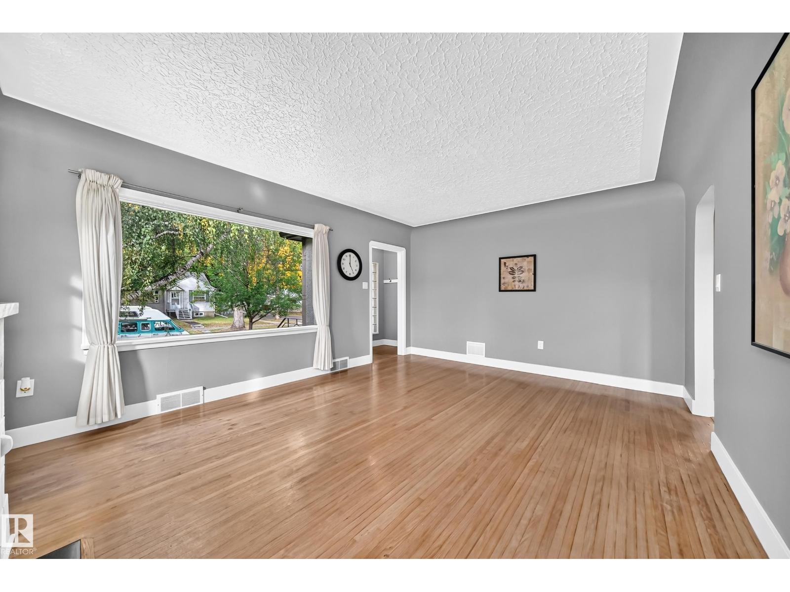 12045 64 ST NW, Edmonton — photo 29