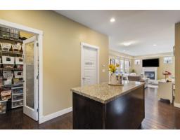 7116 195a Street, Surrey, BC V4N5Z5 Photo 7