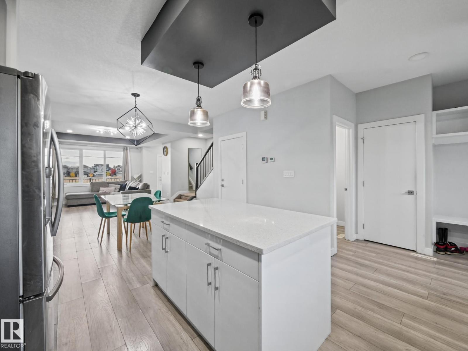 20625 99B AV NW, Edmonton — photo 16