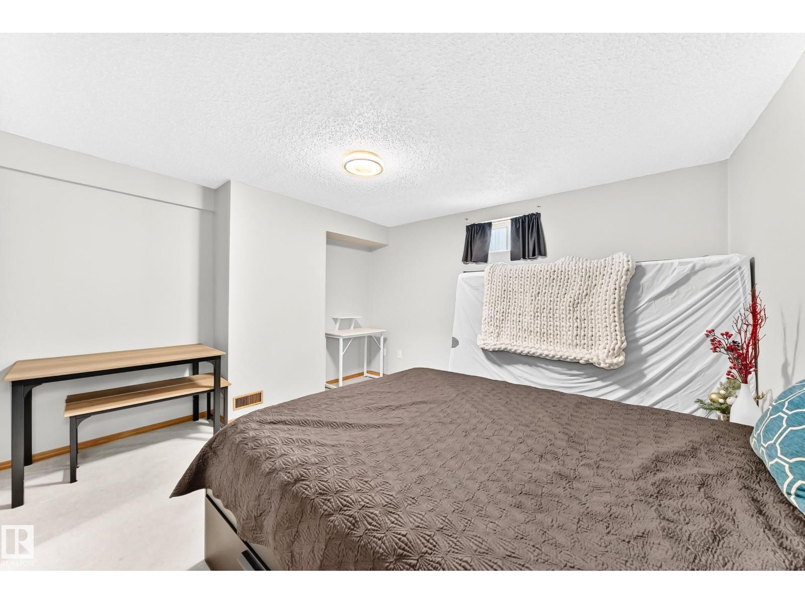 88 Highland Way, photo 53