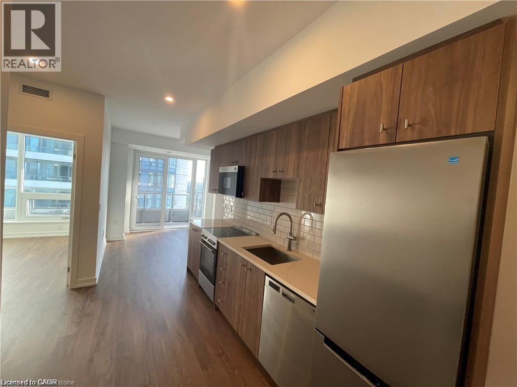 #1704 5 WELLINGTON Street S - 22