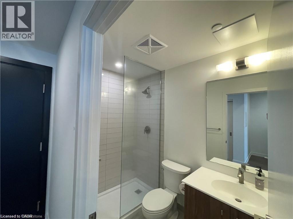 #1704 5 WELLINGTON Street S - 27