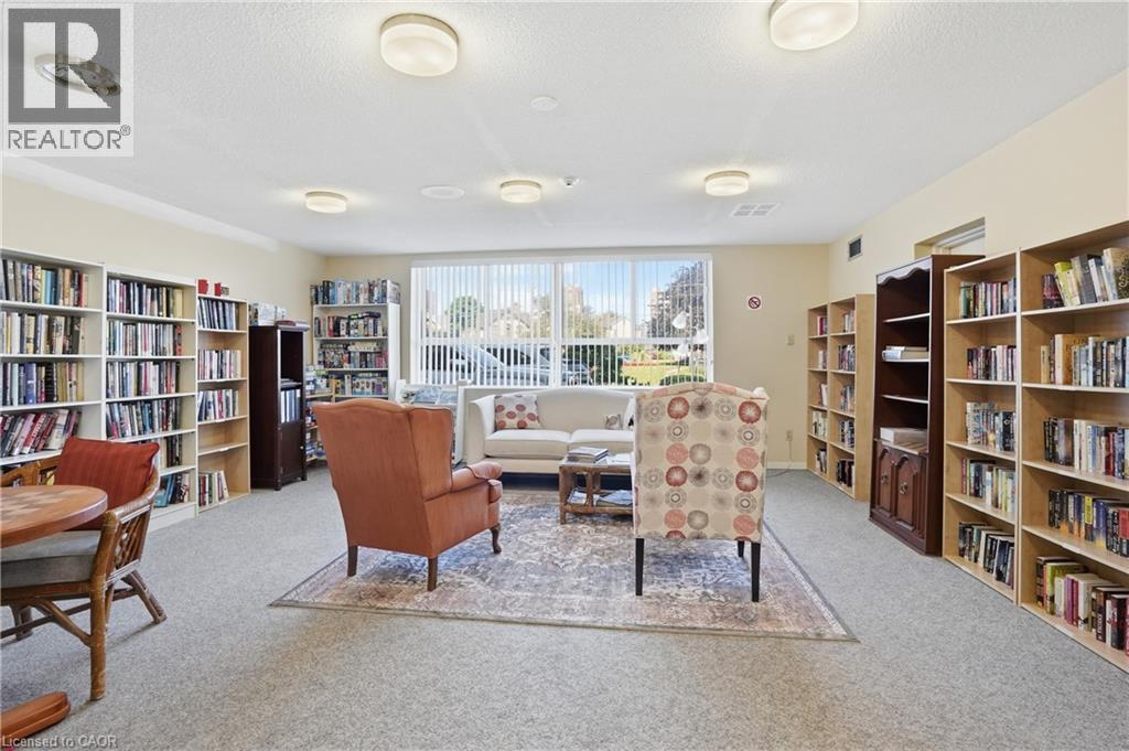 7 Gale Crescent — photo 22