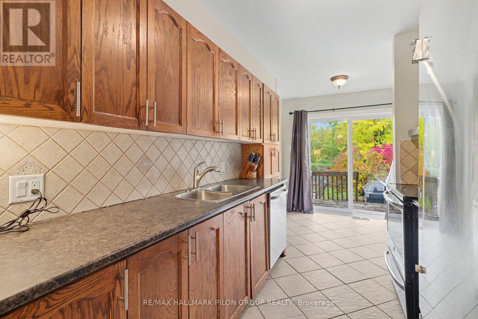 6154 RED WILLOW DRIVE - 8