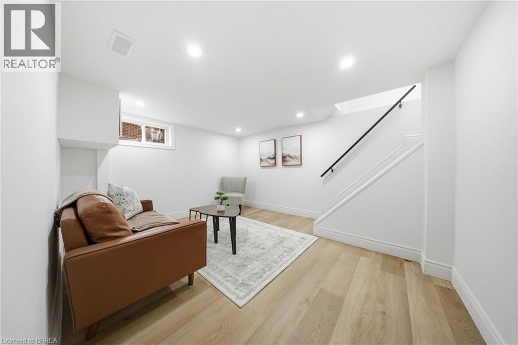 24 Park Road North — photo 22