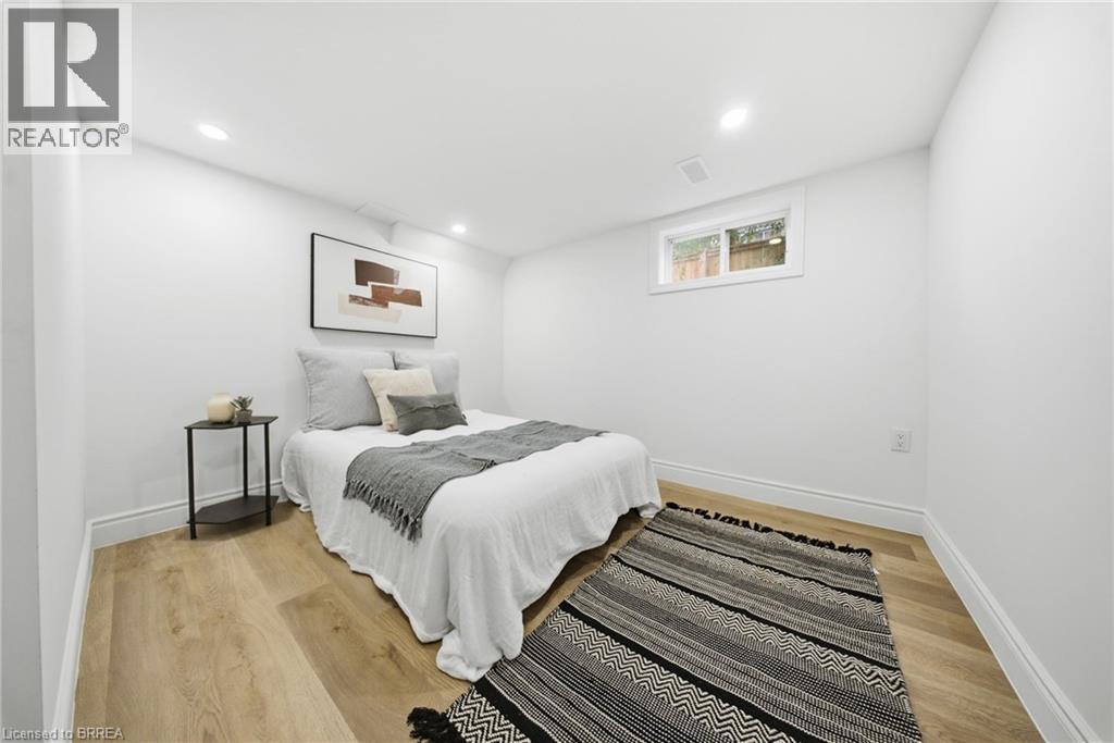 24 Park Road North — photo 24