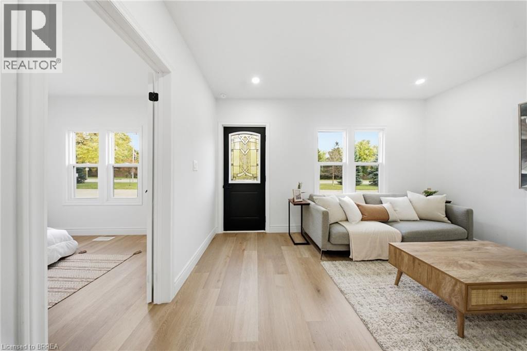 24 Park Road North — photo 7