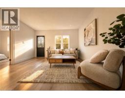 Living room - 24 Park Road N, Brantford, ON N3S6T2 Photo 6
