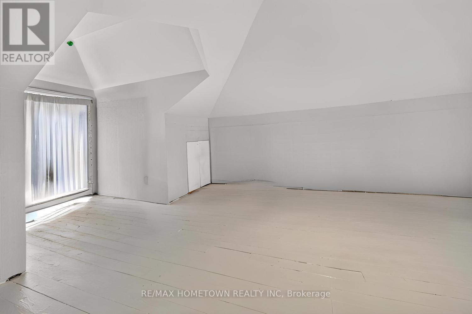 27 Byng Avenue — photo 33