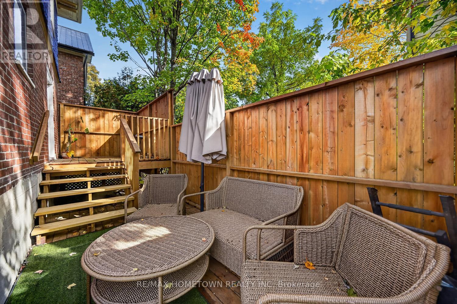 27 Byng Avenue — photo 40