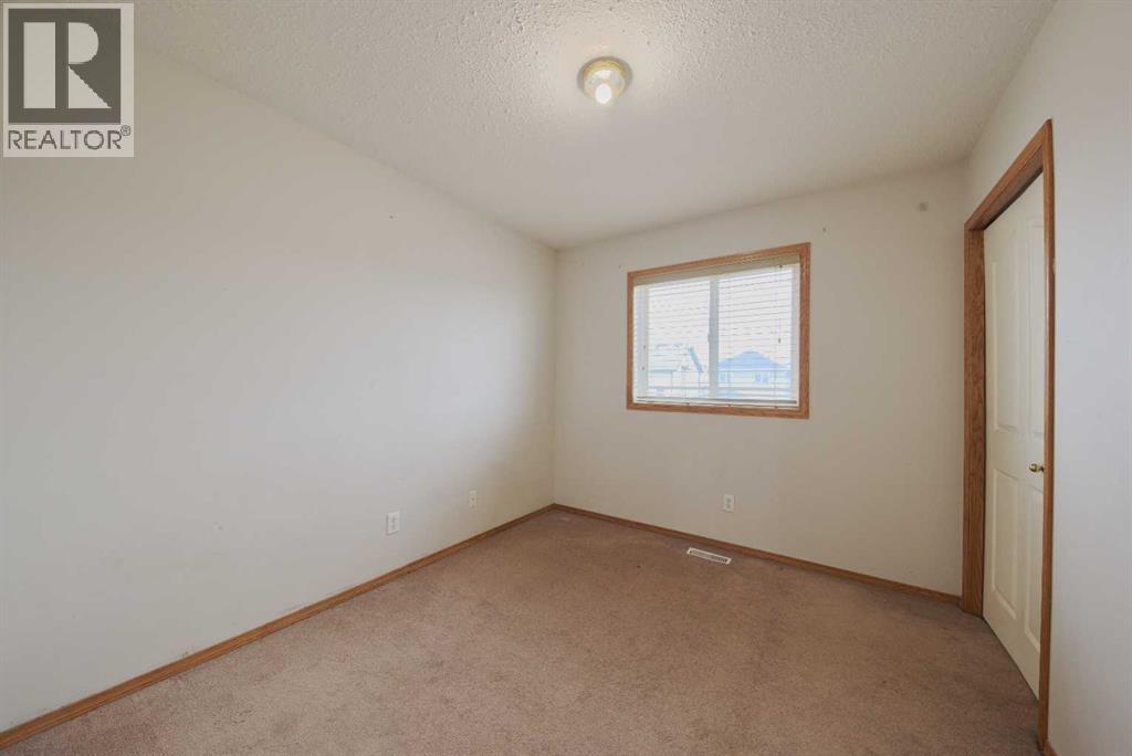 179 Saddlemead Close NE photo 8