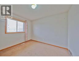 4pc Bathroom - 179 Saddlemead Close Ne, Calgary, AB T3J5E6 Photo 10