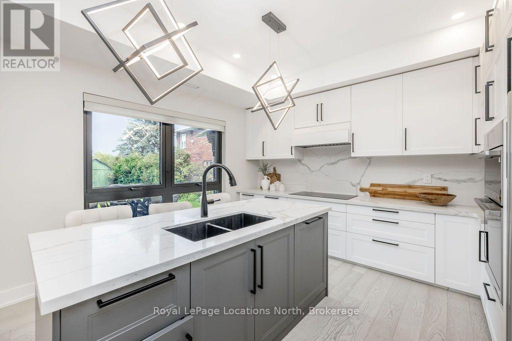 11 Georgian Manor Drive — photo 20