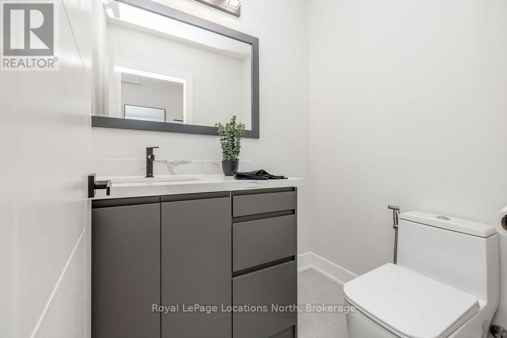11 GEORGIAN MANOR DRIVE - 26
