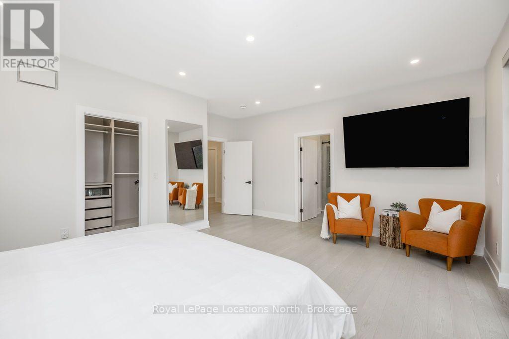 11 GEORGIAN MANOR DRIVE - 30