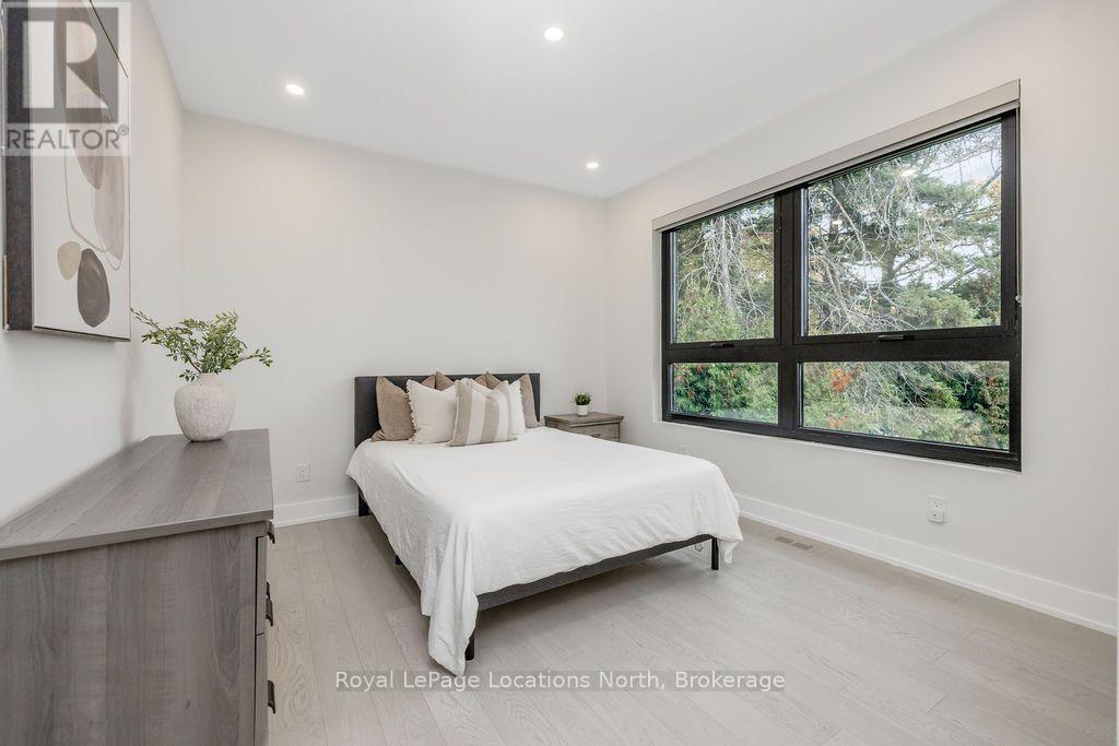 11 GEORGIAN MANOR DRIVE - 36