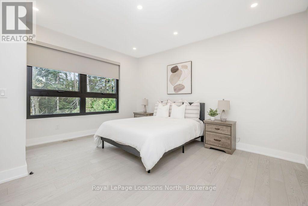11 Georgian Manor Drive — photo 38