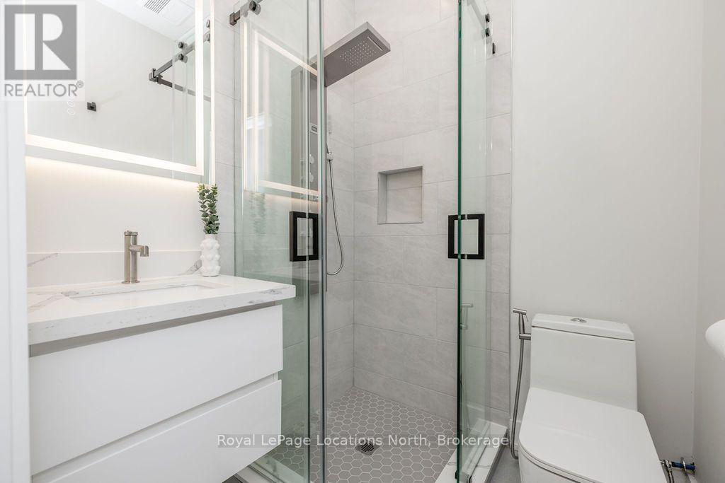 11 Georgian Manor Drive — photo 39