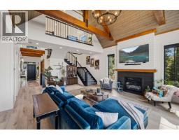 13671 Blaney Road, Maple Ridge, BC V4R0H1 Photo 6