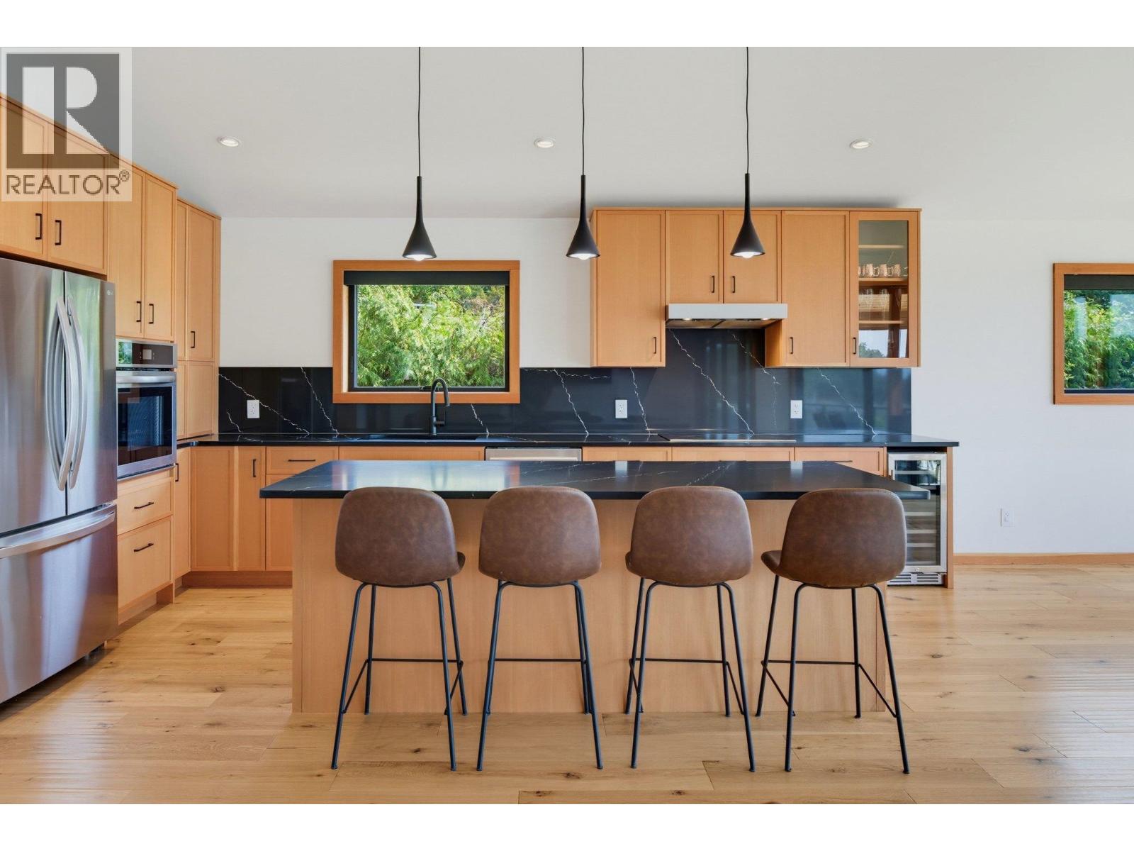 Photo of 479 MONTAGUE PARK ROAD 24