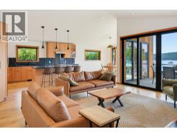 479 Montague Park Road, Galiano Island, BC V0N1P0 Photo 15
