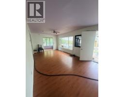 Barnsdale St, Maple Ridge, BC V2X6N5 Photo 6