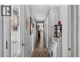 49 Tulip Drive, photo 8