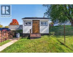 49 Tulip Drive, photo 11