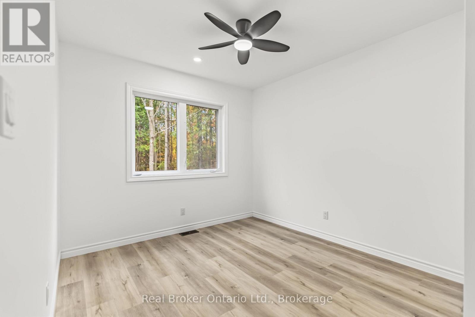 155 Canrobert Street — photo 31