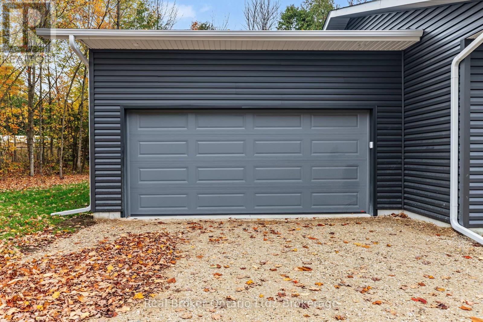 155 Canrobert Street — photo 7