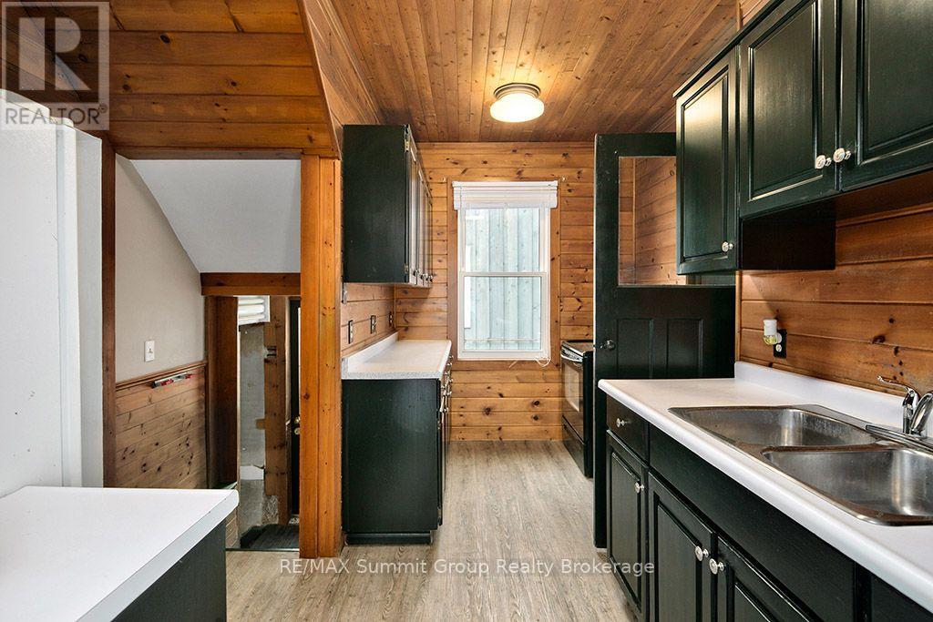 151 Main Street East — photo 10