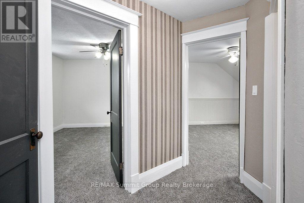 151 Main Street East — photo 14