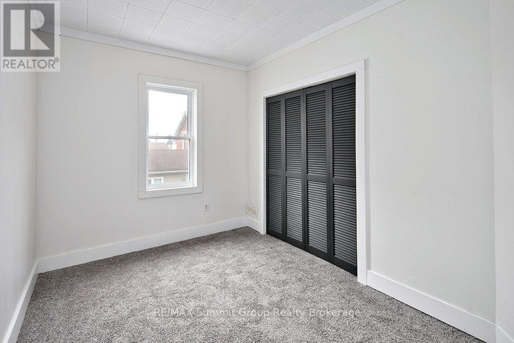 151 Main Street East — photo 35